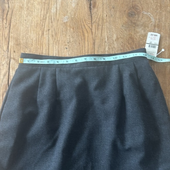 Talbots wool pencil skirt - Picture 5 of 6